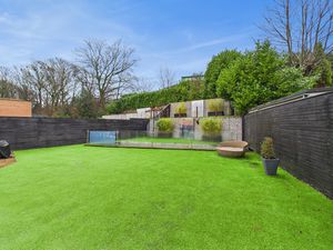 Photo 2- click for photo gallery